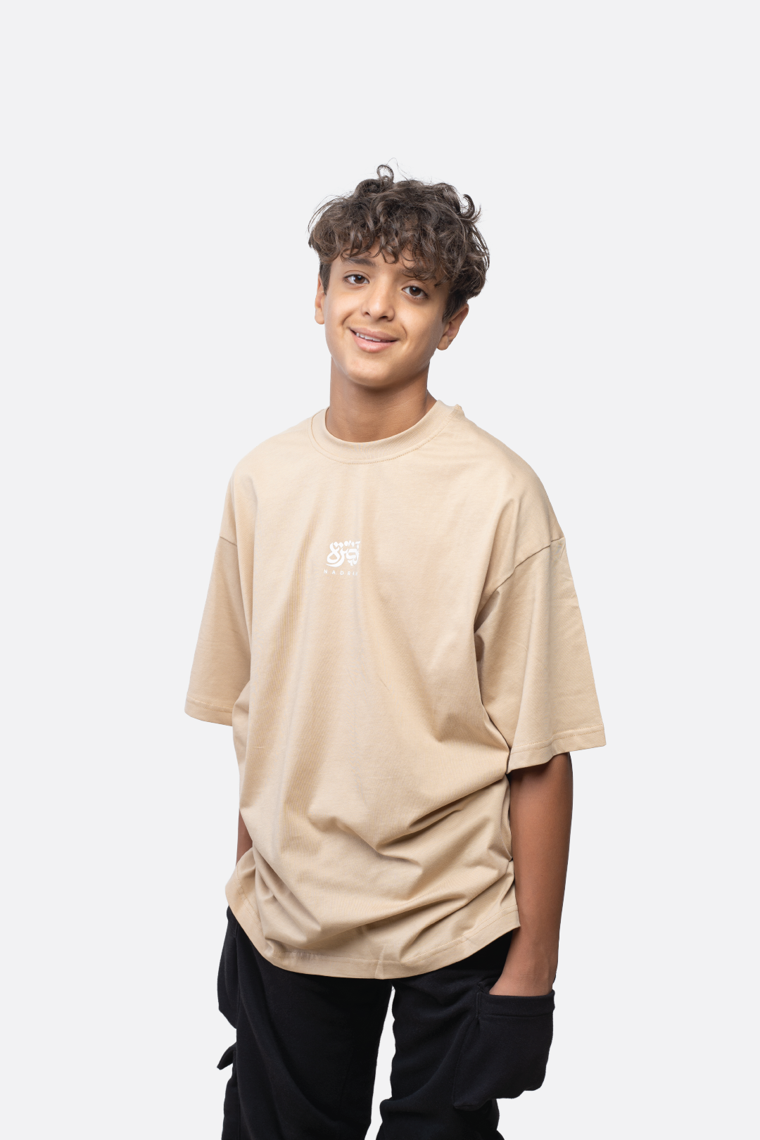 Oversized Nadrah Tee